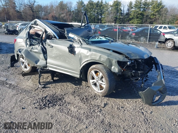 2022 Audi Q3 S line Premium z VIN WA1DECF30N1005992, wystawiony jako IAAI lot #41101352 z przebiegiem 37 399 mil mil oraz . Historia ofert i sprzedaży dostępna na DreamBid. Obrazek 1.