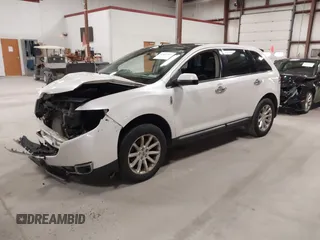 2011 Lincoln MKX with VIN 2LMDJ8JK8BBJ32602, listed as a IAAI auction lot 41967983 with 212,547 mi miles. Bid and sale history available at carsss.com. Image 17.