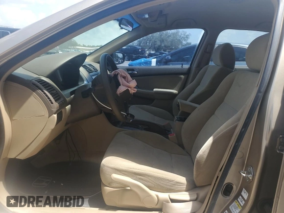 2006 Honda Accord LX с VIN 3HGCM56406G702303, выставлен на аукционе Copart как лот 60987745 с пробегом Не указан миль и На запчасти • Non repairable. История ставок и продаж доступна на DreamBid. Изображение 7.