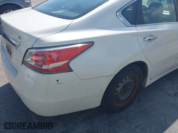 2015 Nissan Altima SL with VIN 1N4AL3APXFC136884, listed as a IAAI auction lot 41787571 with 149,190 mi miles and . Bid and sale history available at DreamBid. Image 13.