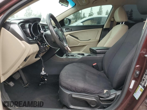 2013 Kia Optima LX z VIN 5XXGM4A74DG102024, wystawiony jako Copart lot #58264275 z przebiegiem 128 594 mil mil oraz Szkoda całkowita • Salvage title. Historia ofert i sprzedaży dostępna na DreamBid. Obrazek 7.