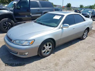 2001 Lexus ES 300 with VIN JT8BF28GX10307910, listed as a IAAI auction lot 42326385 with 157,130 mi miles and . Bid and sale history available at DreamBid. Image 17.