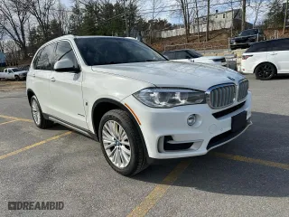 2017 BMW X5 xDrive40e iPerformance with VIN 5UXKT0C33H0V95636, listed as a Copart auction lot 50008195 with 190,665 mi miles and Clean Title. Bid and sale history available at carsss.com. Image 4.