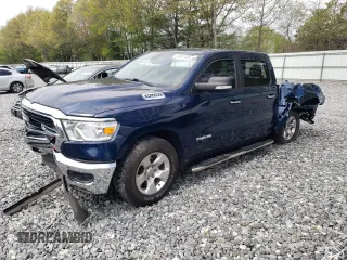 2020 Ram 1500 Big Horn z VIN 1C6RRFFG9LN314443, wystawiony jako Copart lot #55837055 z przebiegiem 44 887 mil mil oraz Szkoda całkowita • Salvage title. Historia ofert i sprzedaży dostępna na DreamBid. Obrazek 1.