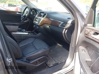 2014 Mercedes-Benz GL 450 with VIN 4JGDF7CE0EA290673, listed as a IAAI auction lot 42207889 with 132,251 mi miles and . Bid and sale history available at DreamBid. Image 5.