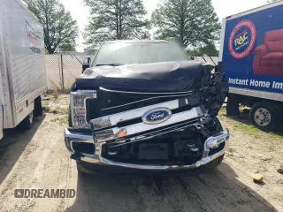 2019 Ford F-350 XL z VIN 1FT8W3BT8KEG29067, wystawiony jako Copart lot #54169505 z przebiegiem Nie podano mil oraz Szkoda całkowita • Salvage title. Historia ofert i sprzedaży dostępna na DreamBid. Obrazek 5.