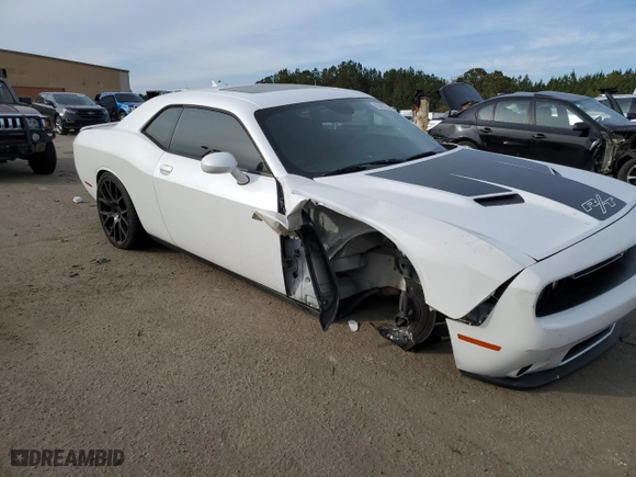 2015 Dodge Challenger R/T with VIN 2C3CDZAT9FH707654, listed as a Copart auction lot 82423214 with 165,880 mi miles and Salvage Title. Bid and sale history available at carsss.com. Image 4.