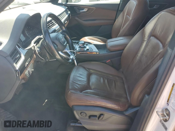 2017 Audi Q7 Premium Plus z VIN WA1LAAF77HD008549, wystawiony jako Copart lot #58007475 z przebiegiem 157 282 mil mil oraz Szkoda całkowita • Salvage title. Historia ofert i sprzedaży dostępna na DreamBid. Obrazek 7.
