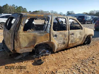 2013 GMC Yukon Denali with VIN 1GKS1EEF0DR308968, listed as a Copart auction lot 48947245 with 0 mi miles and Salvage Title. Bid and sale history available at carsss.com. Image 3.