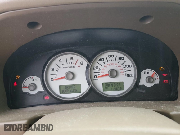 2006 Ford Escape Limited с VIN 1FMCU04176KC03027, выставлен на аукционе Copart как лот 86583994 с пробегом 113 579 миль миль и Списание • Salvage title. История ставок и продаж доступна на DreamBid. Изображение 9.