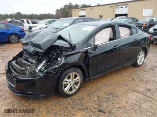 2018 Chevrolet Cruze LT with VIN 1G1BE5SM9J7209214, listed as a IAAI auction lot 41563837 with NaN miles. Bid and sale history available at carsss.com. Image 18.
