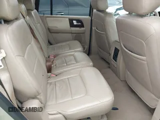 2006 Ford Expedition z VIN 1FMPU19506LA98375, wystawiony jako IAAI lot #41886127 z przebiegiem 251 121 mil mil oraz . Historia ofert i sprzedaży dostępna na DreamBid. Obrazek 8.