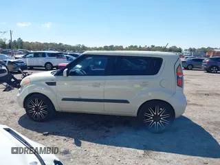 2010 Kia Soul + with VIN KNDJT2A24A7044597, listed as a IAAI auction lot 41798936 with 152,707 mi miles. Bid and sale history available at carsss.com. Image 15.
