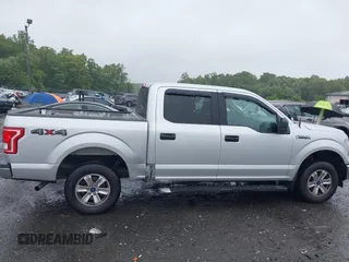 2017 Ford F-150 XL z VIN 1FTEW1E8XHKE53051, wystawiony jako IAAI lot #42330260 z przebiegiem 197 271 mil mil oraz . Historia ofert i sprzedaży dostępna na DreamBid. Obrazek 13.