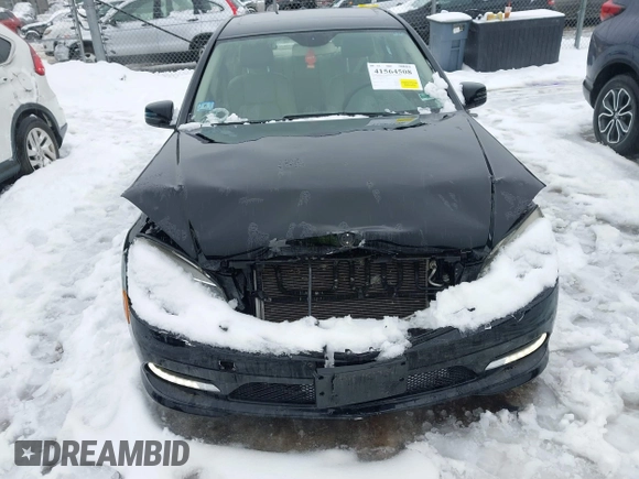 2011 Mercedes-Benz C 300 Sport with VIN WDDGF8BB0BR133565, listed as a IAAI auction lot 41564508 with 88,474 mi miles and . Bid and sale history available at DreamBid. Image 12.