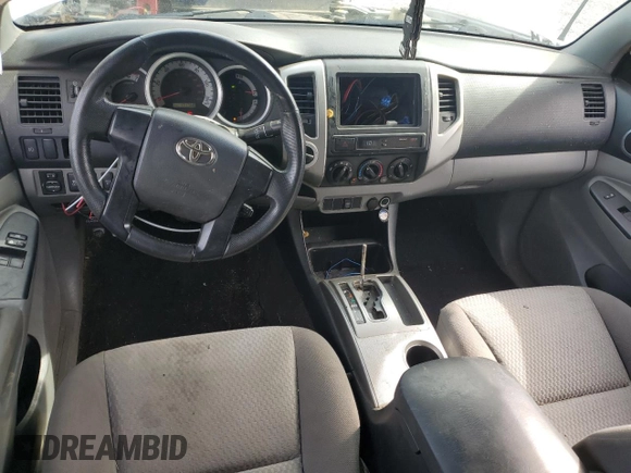 2012 Toyota Tacoma z VIN 5TFUU4EN4CX045438, wystawiony jako Copart lot #57255035 z przebiegiem 171 768 mil mil oraz Szkoda całkowita • Salvage title. Historia ofert i sprzedaży dostępna na DreamBid. Obrazek 8.