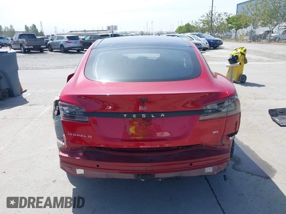 2016 Tesla Model S 70 with VIN 5YJSA1E17GF152401, listed as a IAAI auction lot 42272384 with 65,698 mi miles and . Bid and sale history available at DreamBid. Image 17.