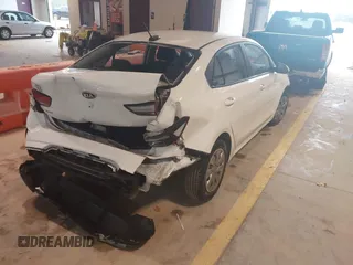 2020 Kia Rio S z VIN 3KPA24AD5LE311331, wystawiony jako IAAI lot #41956029 z przebiegiem 123 632 mil mil oraz . Historia ofert i sprzedaży dostępna na DreamBid. Obrazek 4.