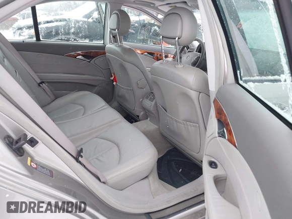 2004 Mercedes-Benz E 320 with VIN WDBUF82J34X113828, listed as a IAAI auction lot 41280495 with Not Provided miles and . Bid and sale history available at DreamBid. Image 8.