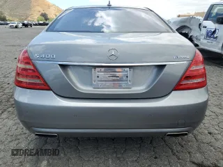 2012 Mercedes-Benz S 400 z VIN WDDNG9FB0CA420943, wystawiony jako Copart lot #56987055 z przebiegiem 119 125 mil mil oraz Czysty tytuł • Clean title. Historia ofert i sprzedaży dostępna na DreamBid. Obrazek 6.