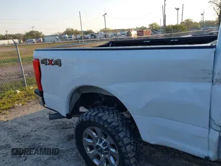 2019 Ford F-250 XL with VIN 1FT7W2B63KEE34610, listed as a IAAI auction lot 41698516 with 118,110 mi miles and . Bid and sale history available at DreamBid. Image 19.