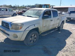 2006 Toyota Tacoma z VIN 3TMLU42N26M004719, wystawiony jako IAAI lot #40569250 z przebiegiem Nie podano mil oraz . Historia ofert i sprzedaży dostępna na DreamBid. Obrazek 17.