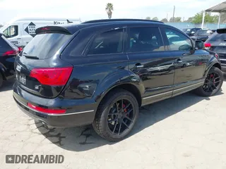 2011 Audi Q7 3.0L TDI Premium Plus with VIN WA1LMAFE0BD010544, listed as a IAAI auction lot 42017211 with 121,644 mi miles. Bid and sale history available at carsss.com. Image 4.