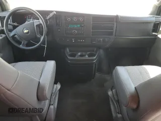 2016 Chevrolet Express Passenger LT with VIN 1GAZGPFG8G1194824, listed as a Copart auction lot 57914775 with 45,291 mi miles and Clean title. Bid and sale history available at DreamBid. Image 8.