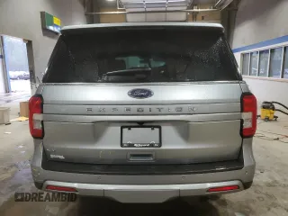 2024 Ford Expedition XLT with VIN 1FMJU1H84REA73103, listed as a Copart auction lot 43413295 with 13,459 mi miles and Salvage Title. Bid and sale history available at carsss.com. Image 6.
