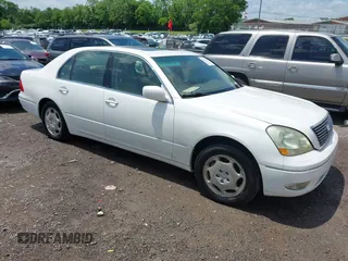 2001 Lexus LS 430 z VIN JTHBN30F310019156, wystawiony jako IAAI lot #42229846 z przebiegiem 256 216 mil mil oraz . Historia ofert i sprzedaży dostępna na DreamBid. Obrazek 1.