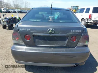 2002 Lexus IS 300/350 with VIN JTHBD192820037239, listed as a IAAI auction lot 42065269 with 155,698 mi miles and . Bid and sale history available at DreamBid. Image 16.