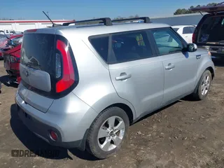 2018 Kia Soul with VIN KNDJN2A24J7575650, listed as a IAAI auction lot 41668389 with 88,759 mi miles. Bid and sale history available at carsss.com. Image 4.
