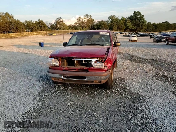 1996 Ford Explorer XL с VIN 1FMDU32XXTUC67799, выставлен на аукционе Copart как лот 74787994 с пробегом 152 784 миль миль и Списание • Salvage title. История ставок и продаж доступна на DreamBid. Изображение 11.