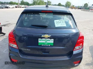 2019 Chevrolet Trax LS with VIN 3GNCJNSB9KL281783, listed as a IAAI auction lot 39713553 with 25,696 mi miles. Bid and sale history available at carsss.com. Image 16.