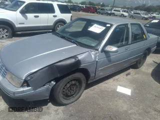 1996 Chevrolet Corsica z VIN 1G1LD5543TY111456, wystawiony jako IAAI lot #36724187 z przebiegiem Nie podano mil oraz . Historia ofert i sprzedaży dostępna na DreamBid. Obrazek 2.