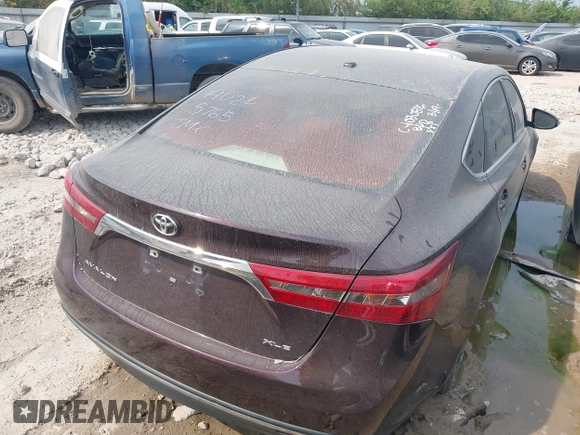 2017 Toyota Avalon XLE z VIN 4T1BK1EB3HU245765, wystawiony jako IAAI lot #42197337 z przebiegiem 173 649 mil mil oraz . Historia ofert i sprzedaży dostępna na DreamBid. Obrazek 4.