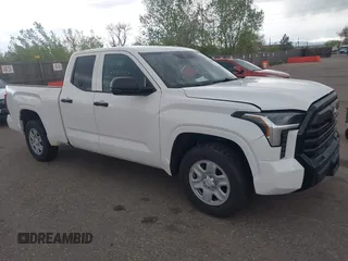 2022 Toyota Tundra SR with VIN 5TFKB5AA0NX014566, listed as a IAAI auction lot 39458076 with 29,720 mi miles and . Bid and sale history available at DreamBid. Image 1.