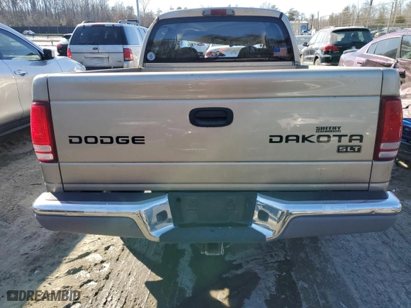 2004 Dodge Dakota SLT with VIN 1D7HL48N64S780605, listed as a Copart auction lot 88696215 with 110,150 mi miles and Salvage Title. Bid and sale history available at carsss.com. Image 6.