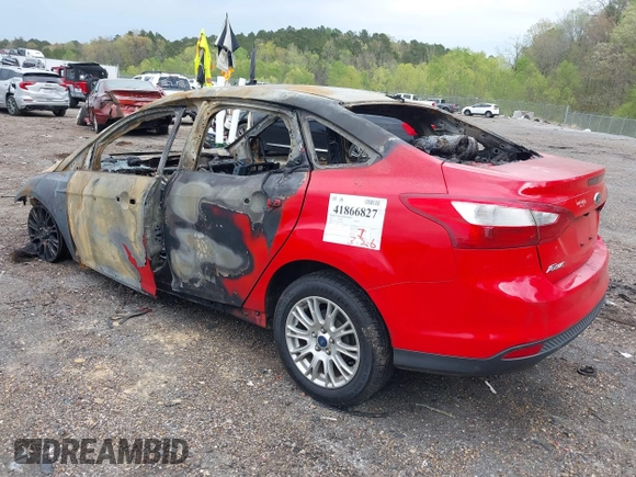 2012 Ford Focus SE with VIN 1FAHP3F20CL333459, listed as a IAAI auction lot 41866827 with Not provided miles and . Bid and sale history available at DreamBid. Image 3.