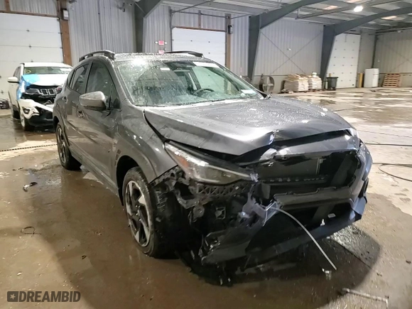 2024 Subaru Crosstrek Limited with VIN 4S4GUHN60R3822951, listed as a Copart auction lot 41564235 with 1,917 mi miles and Salvage Title. Bid and sale history available at carsss.com. Image 12.