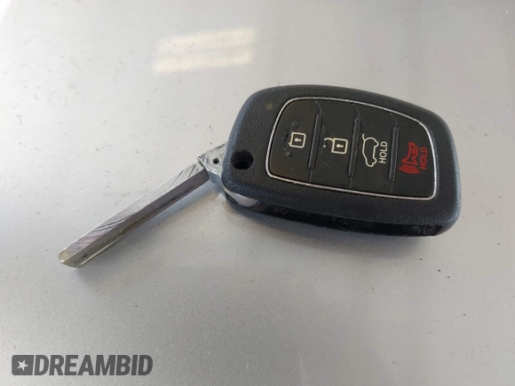 2016 Hyundai Santa Fe z VIN 5XYZTDLB6GG319216, wystawiony jako IAAI lot #41949595 z przebiegiem 132 463 mil mil oraz . Historia ofert i sprzedaży dostępna na DreamBid. Obrazek 11.