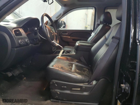 2013 Chevrolet Avalanche LT with VIN 3GNTKFE72DG123999, listed as a Copart auction lot 45189975 with 89,396 mi miles and Salvage Title. Bid and sale history available at carsss.com. Image 7.