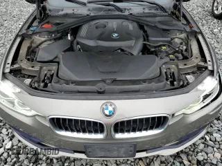2017 BMW 3 Series 330i xDrive z VIN WBA8D9G50HNU59764, wystawiony jako Copart lot #54645245 z przebiegiem 88 442 mil mil oraz Szkoda całkowita • Salvage title. Historia ofert i sprzedaży dostępna na DreamBid. Obrazek 11.