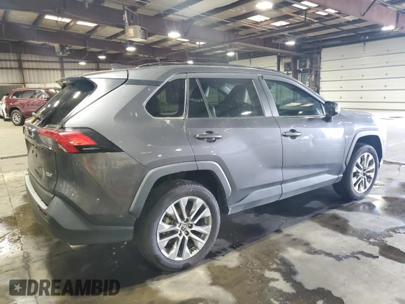 2022 Toyota RAV4 XLE Premium with VIN 2T3C1RFV3NC189846, listed as a Copart auction lot 81810294 with 55,408 mi miles and Salvage title. Bid and sale history available at DreamBid. Image 3.