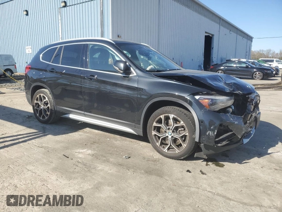 2020 BMW X1 xDrive28i с VIN WBXJG9C06L5P51615, выставлен на аукционе Copart как лот 52238465 с пробегом 43 469 миль миль и Списание • Salvage title. История ставок и продаж доступна на DreamBid. Изображение 4.