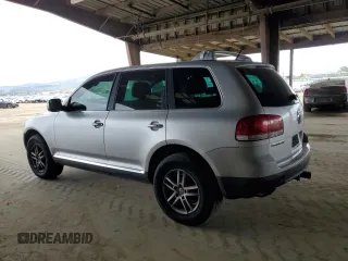 2006 Volkswagen Touareg 4.2L V8 with VIN WVGZM77L76D040030, listed as a Copart auction lot 53206065 with 133,997 mi miles and Clean Title. Bid and sale history available at DreamBid. Image 2.