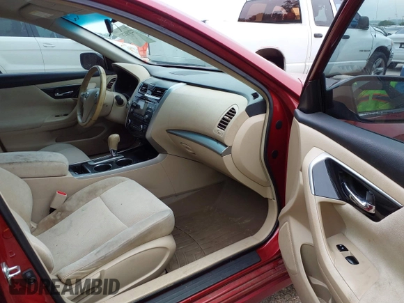 2013 Nissan Altima SV with VIN 1N4AL3AP7DN445021, listed as a IAAI auction lot 42156287 with 191,051 mi miles and . Bid and sale history available at carsss.com. Image 5.