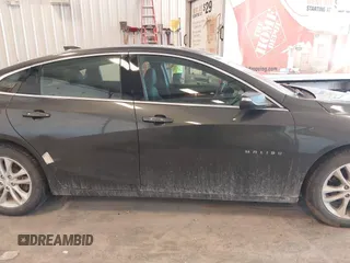 2018 Chevrolet Malibu LT z VIN 1G1ZD5ST5JF223948, wystawiony jako IAAI lot #42248560 z przebiegiem 75 643 mil mil oraz . Historia ofert i sprzedaży dostępna na DreamBid. Obrazek 13.