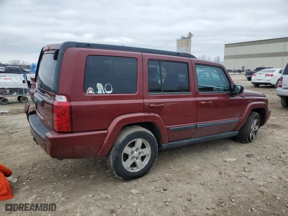 2007 Jeep Commander Sport with VIN 1J8HG48PX7C672897, listed as a Copart auction lot 43740985 with 185,674 mi miles and Salvage Title. Bid and sale history available at carsss.com. Image 3.