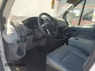 2018 Ford Transit с VIN 1FTYE1CM7JKB35913, выставлен на аукционе IAAI как лот 42659722 с пробегом 149 222 миль миль и . История ставок и продаж доступна на DreamBid. Изображение 7.